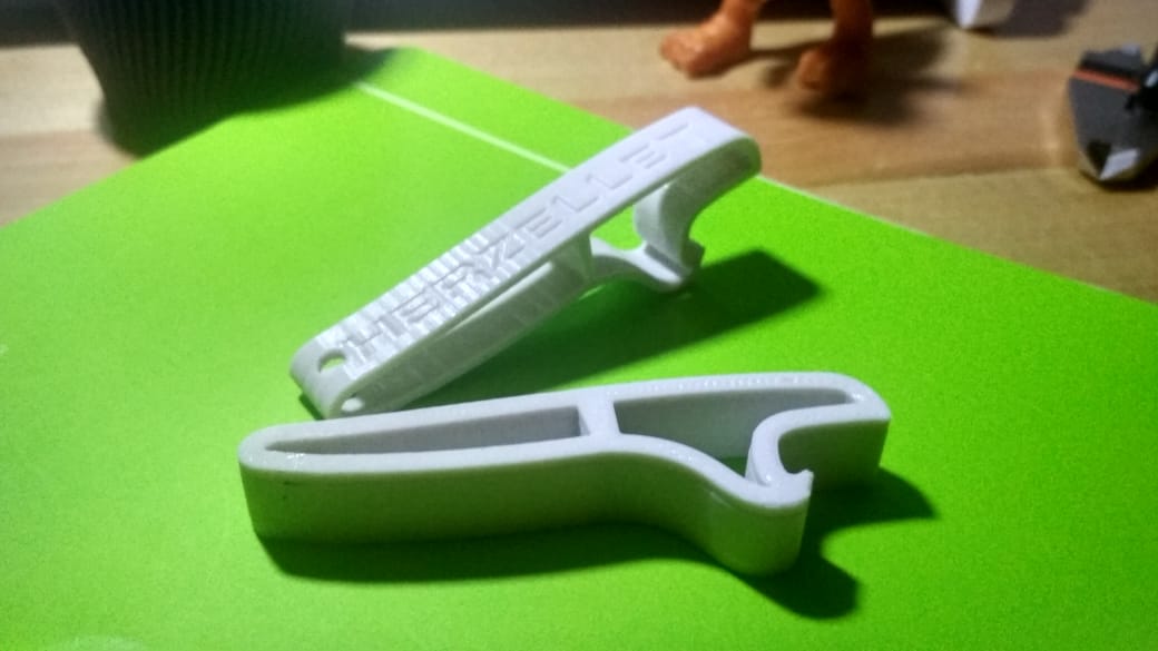 STL file Bottle Opener HT 🍾・Model to download and 3D print・Cults